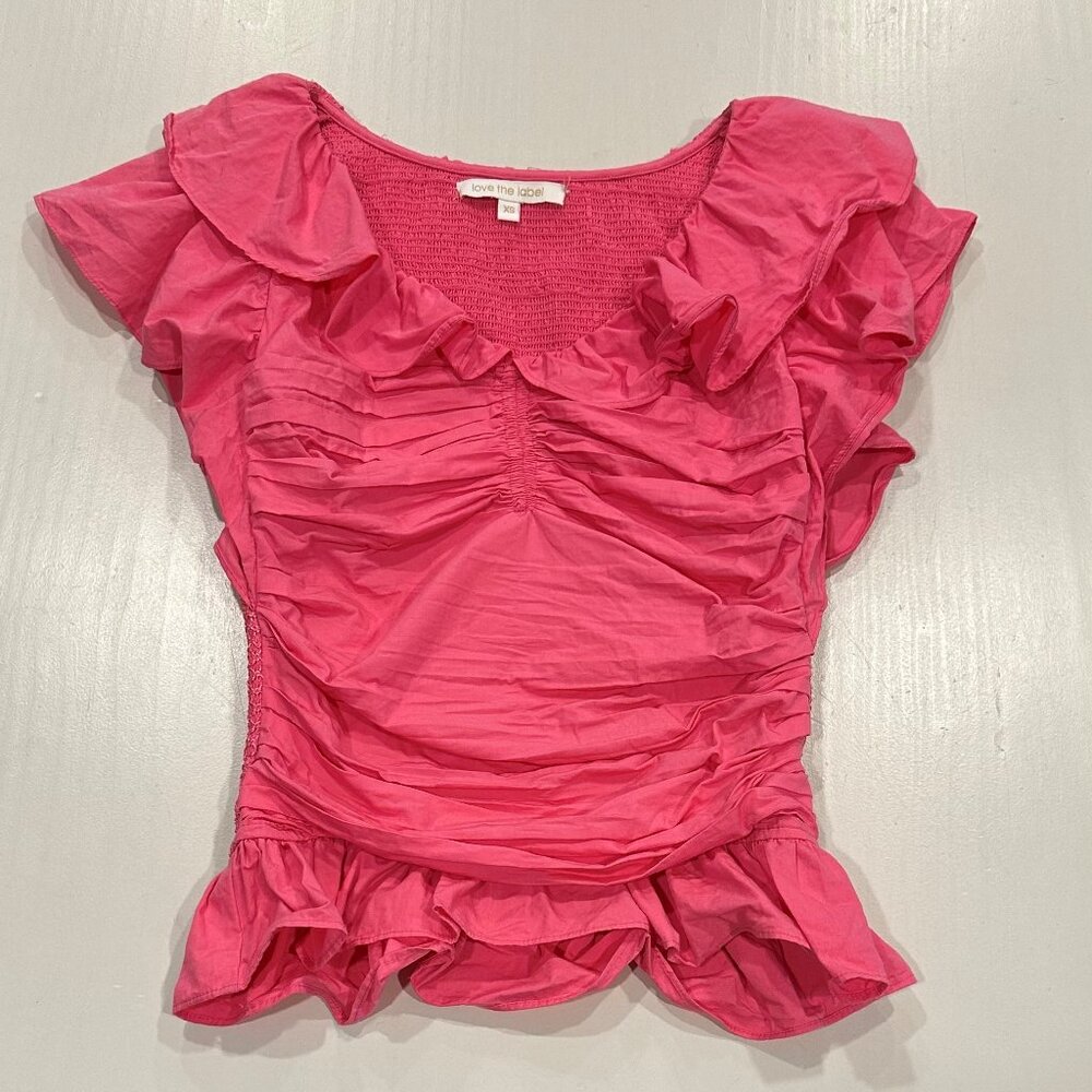 LOVE this Love the Label Top!  PERFECT for summer